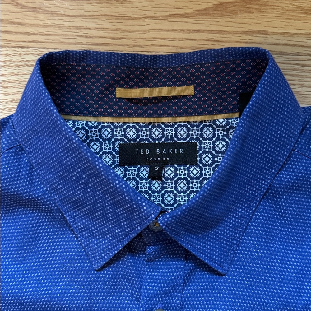 Ted Baker Men's Blue Dress Shirt Button-down Long Sleeve 
Size 3 / Medium